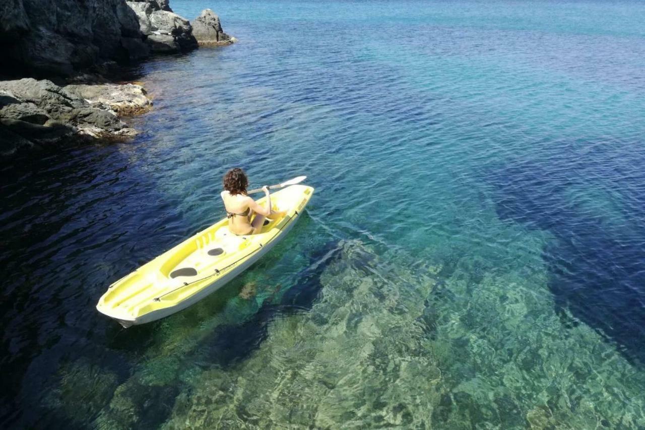 Graziosa Di Naregno A 400 Mt Dal Mare, Bel Giardino, Posto Auto E Aria Condizionata * Capoliveri (Isola d'Elba)